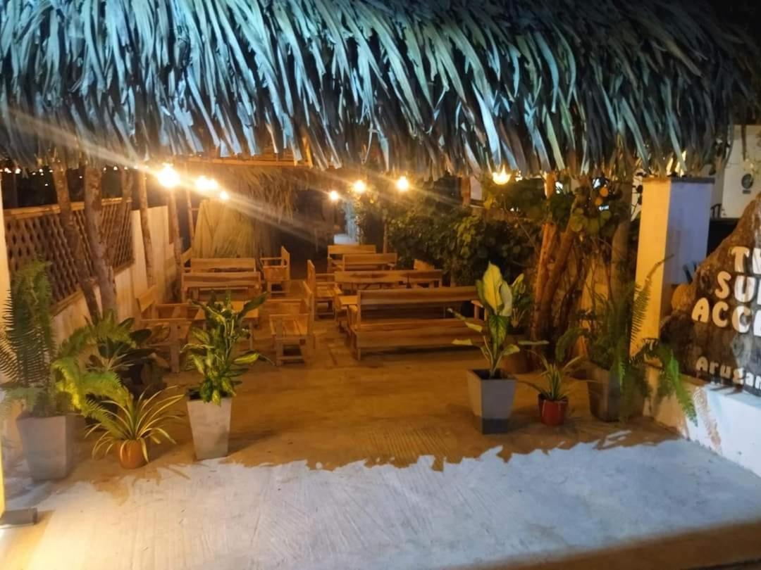 The Surf Access Guest House Arugam Bay Buitenkant foto